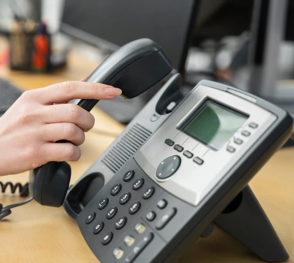 IP-PBX)